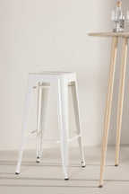 Tempe Barhocker