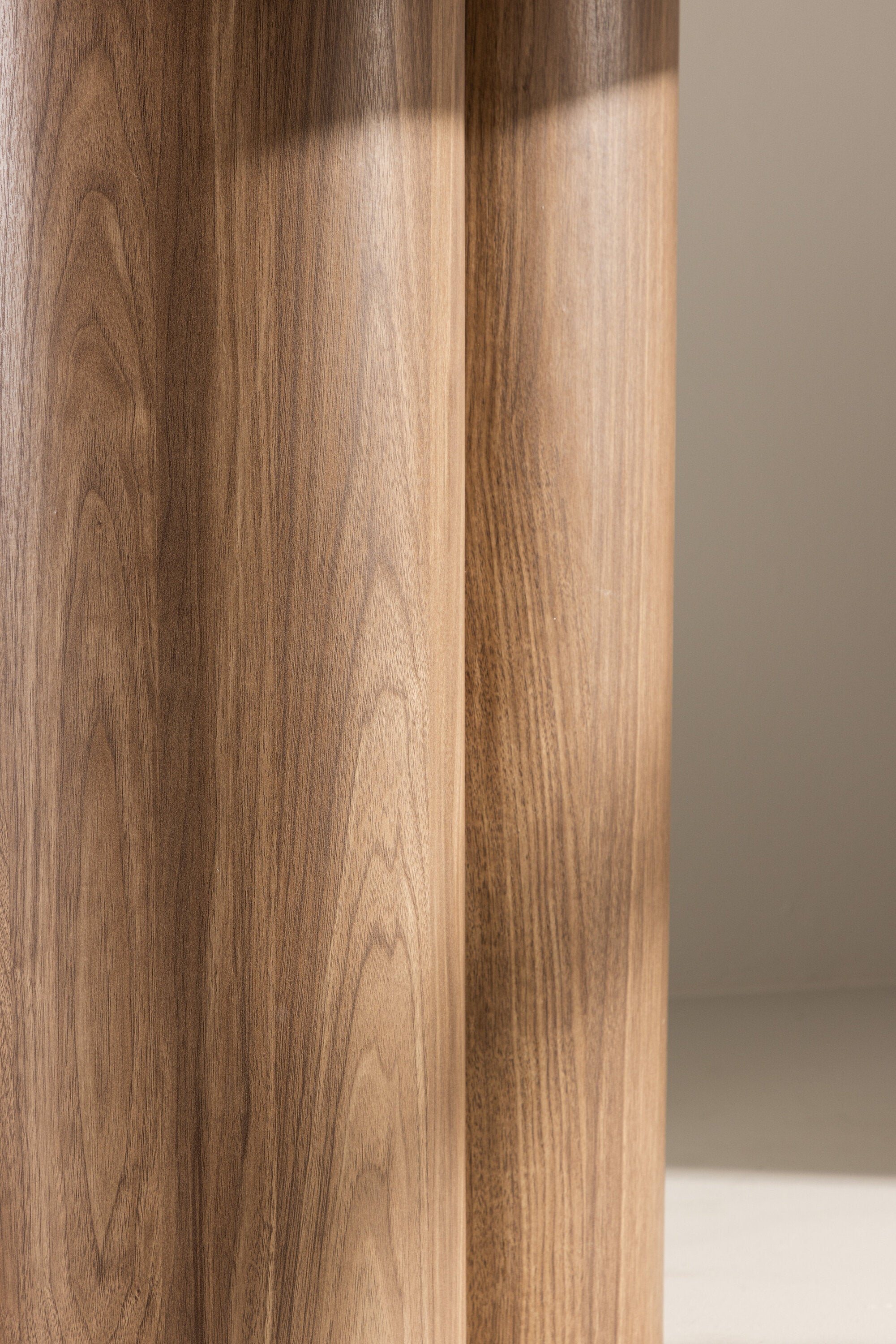 61130-125_5_m Olivia Dining Table Runder Esstisch