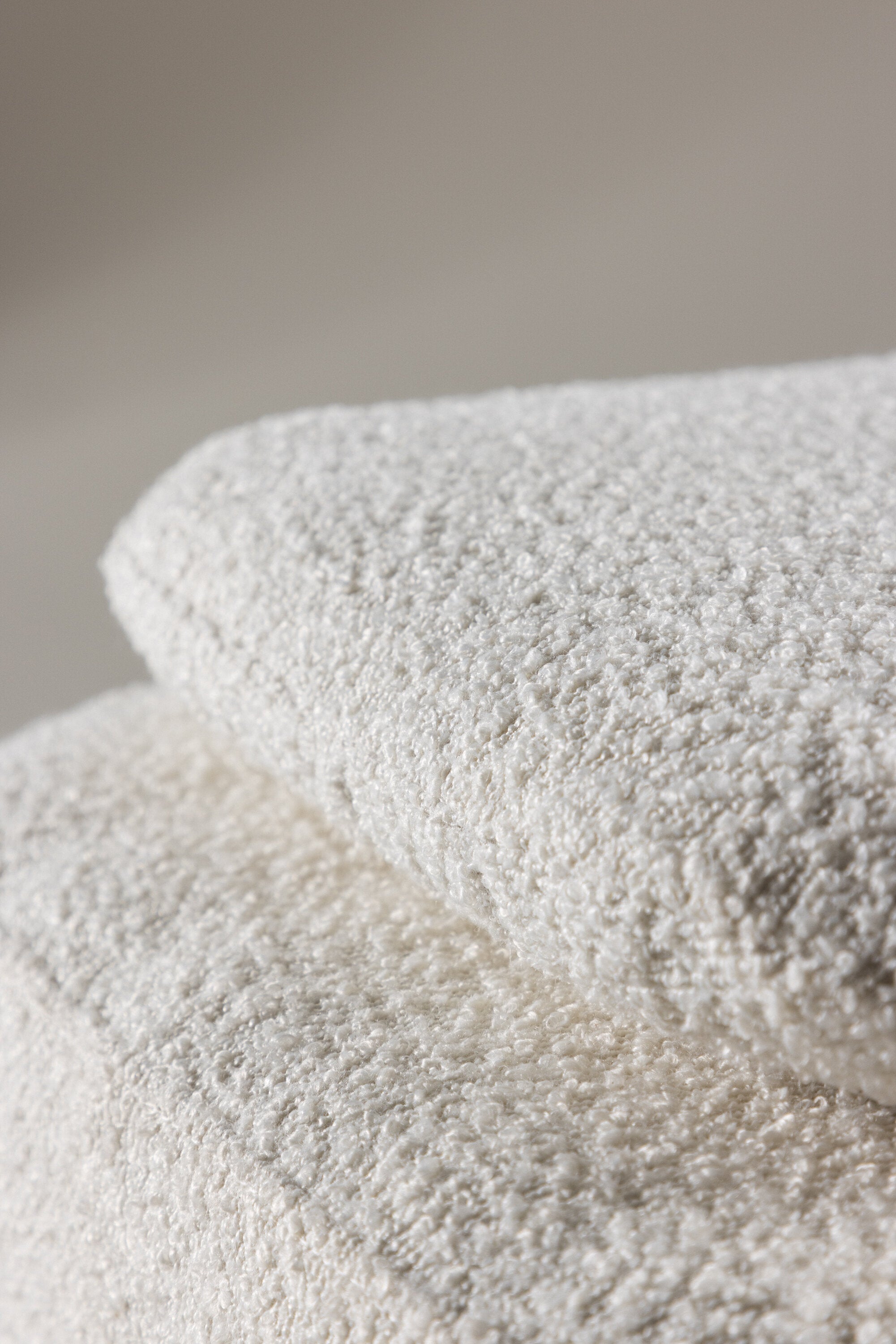 61225-140_5_m Laurel Ottoman Ottomane