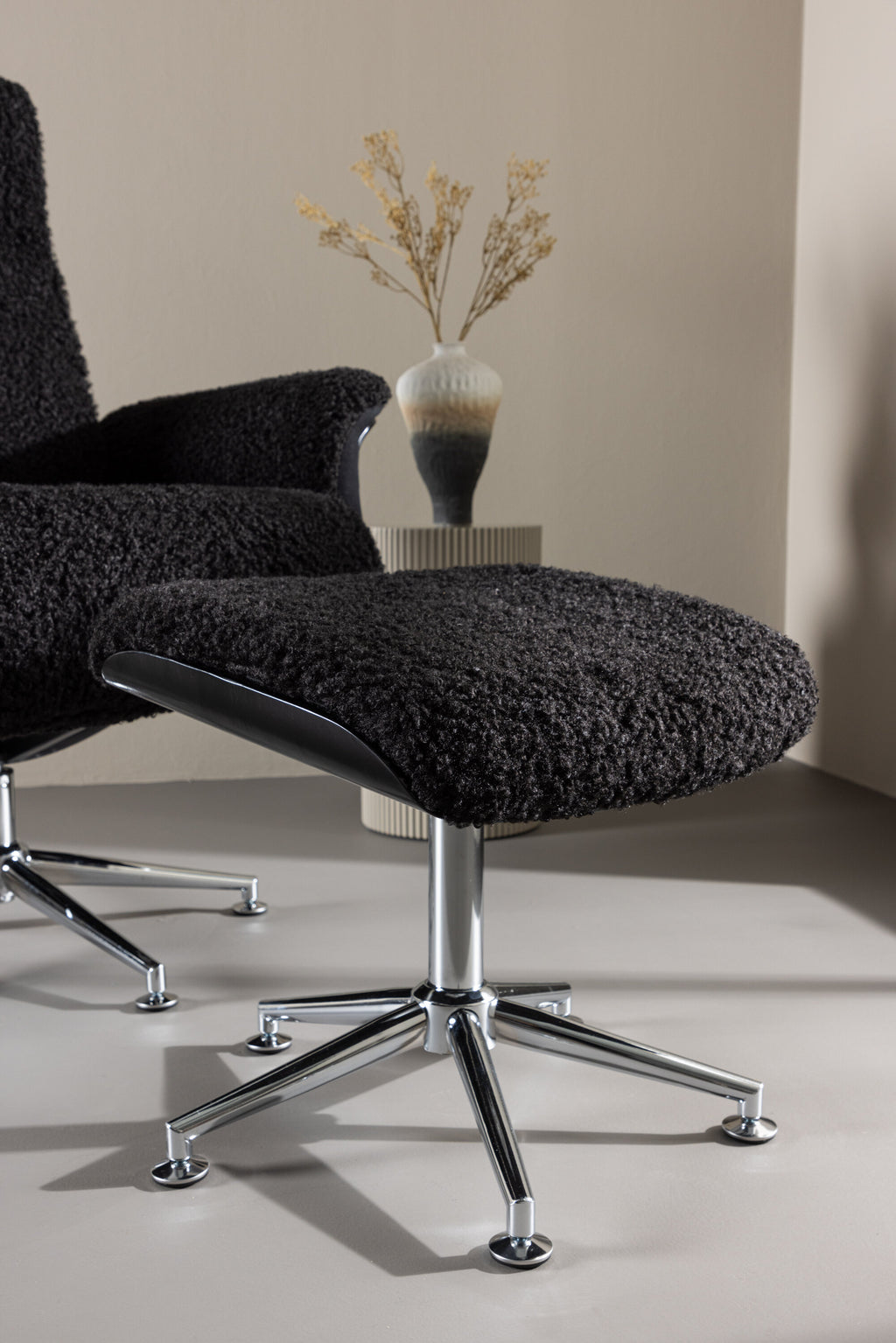 Hagön Lounge Chair