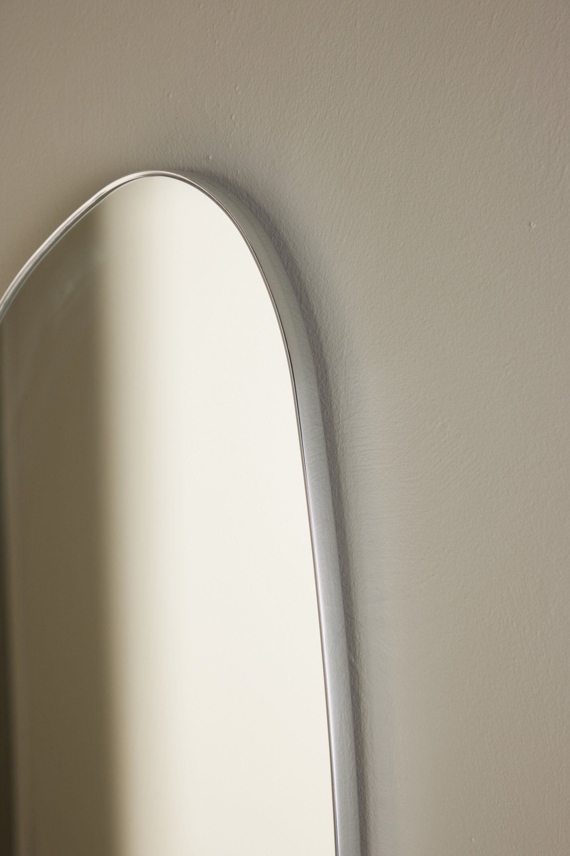 61718-331_5_m Askersund Kleiner Spiegel Kleine Spiegel