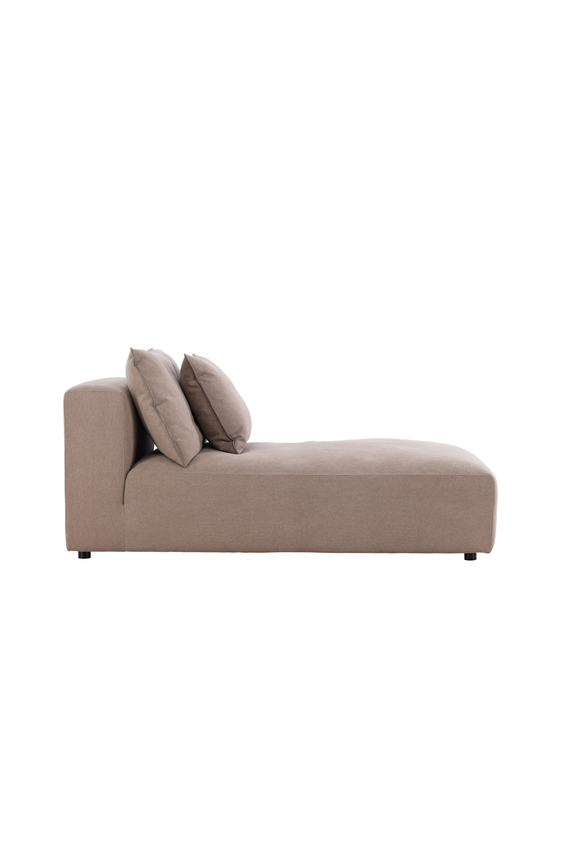 Malö Lounge Chair