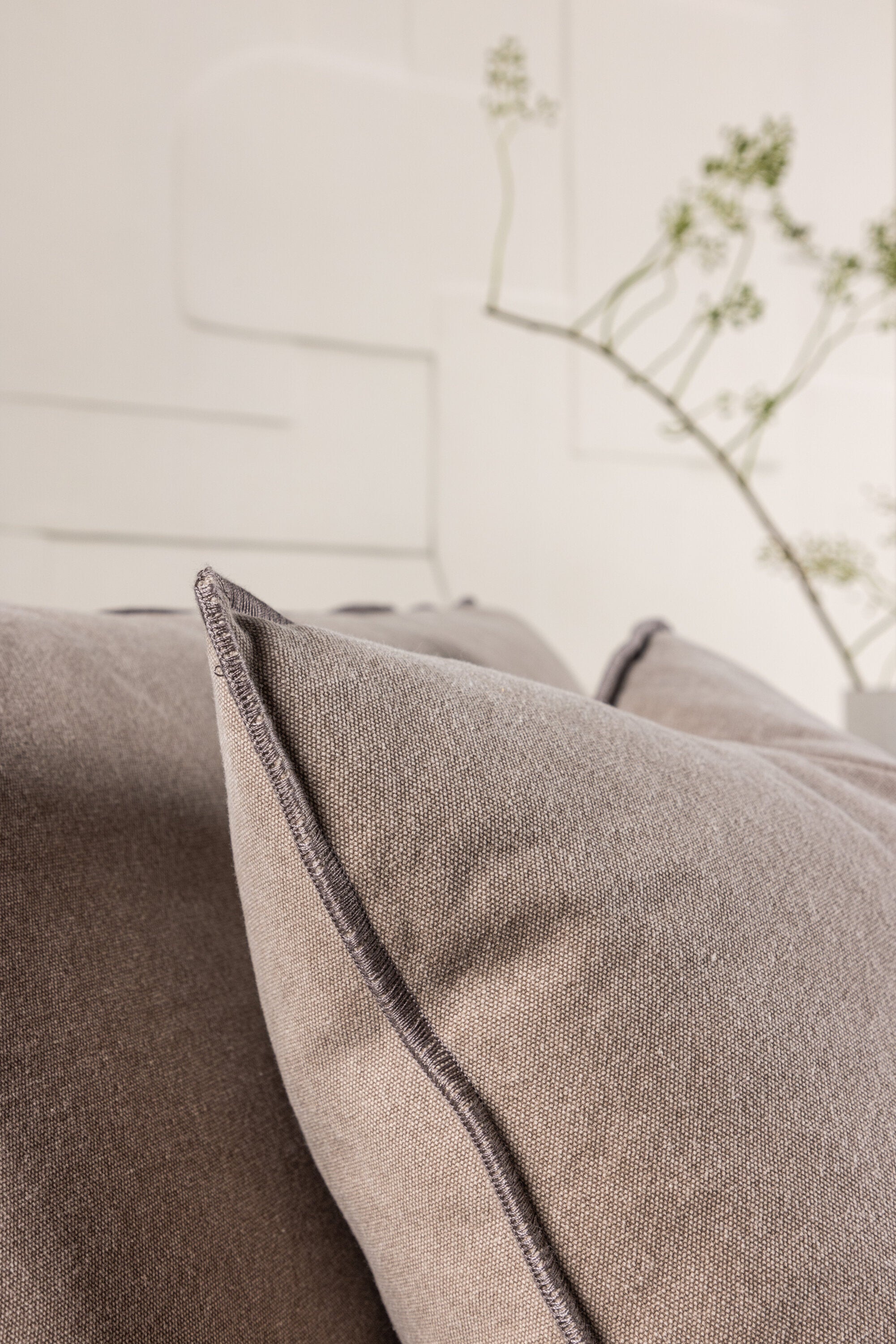 Malö Lounge Chair