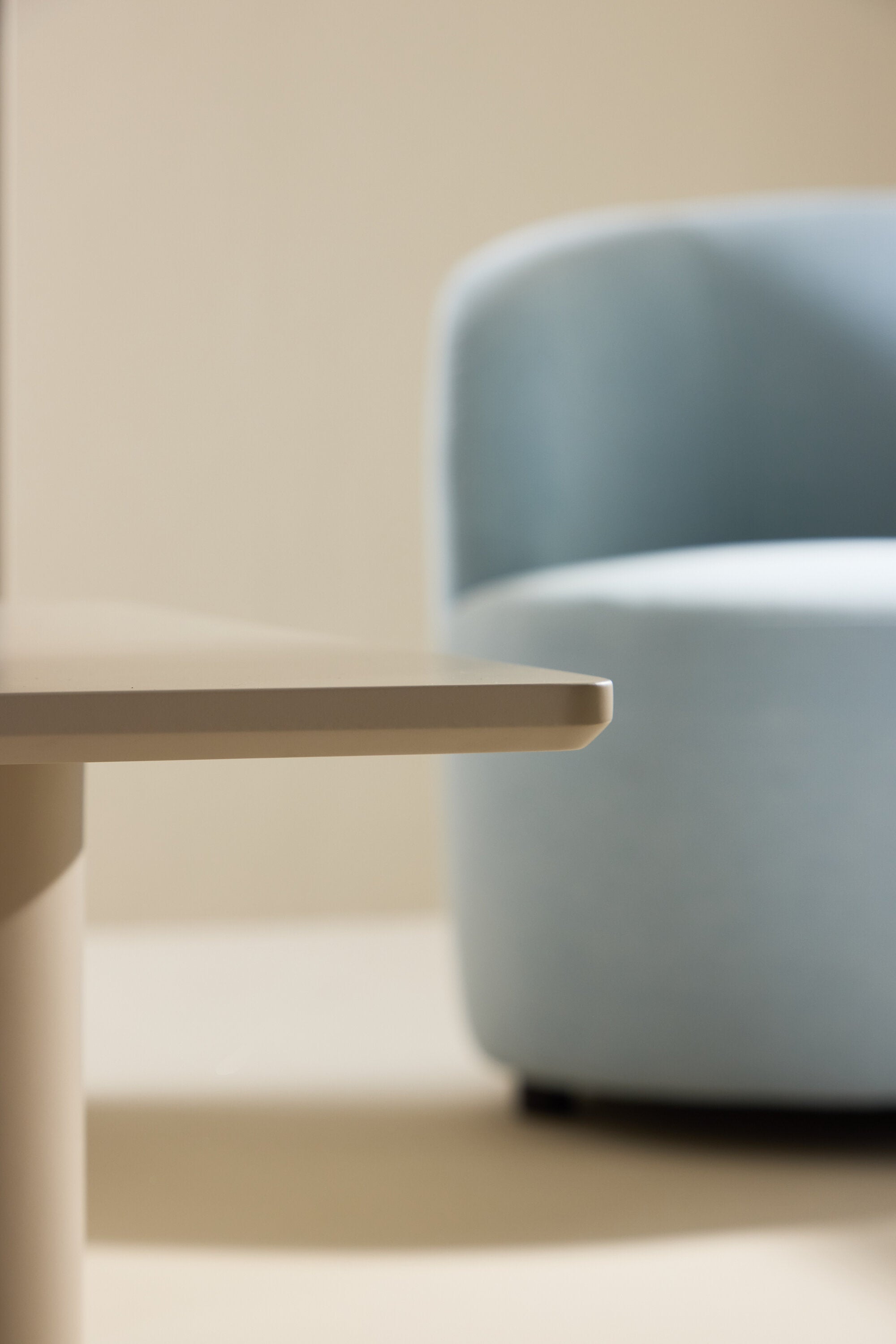 62052-112_7_m Olivia Sofa Table Couchtisch