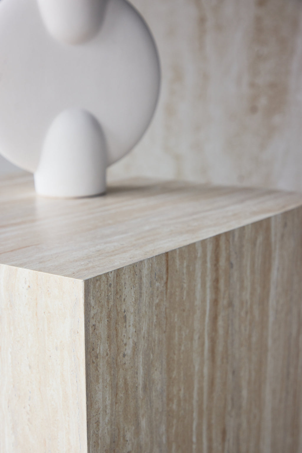 62054-112_3_mjpg York Sofa Table Couchtisch