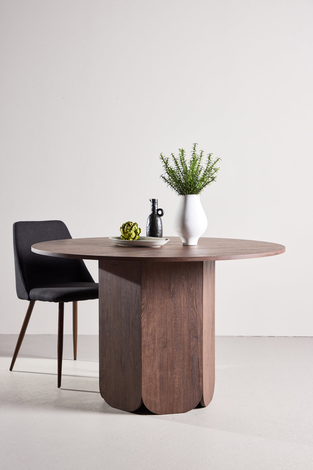 63362-444_1_m Tekla Round Dining Table Runder Esstisch