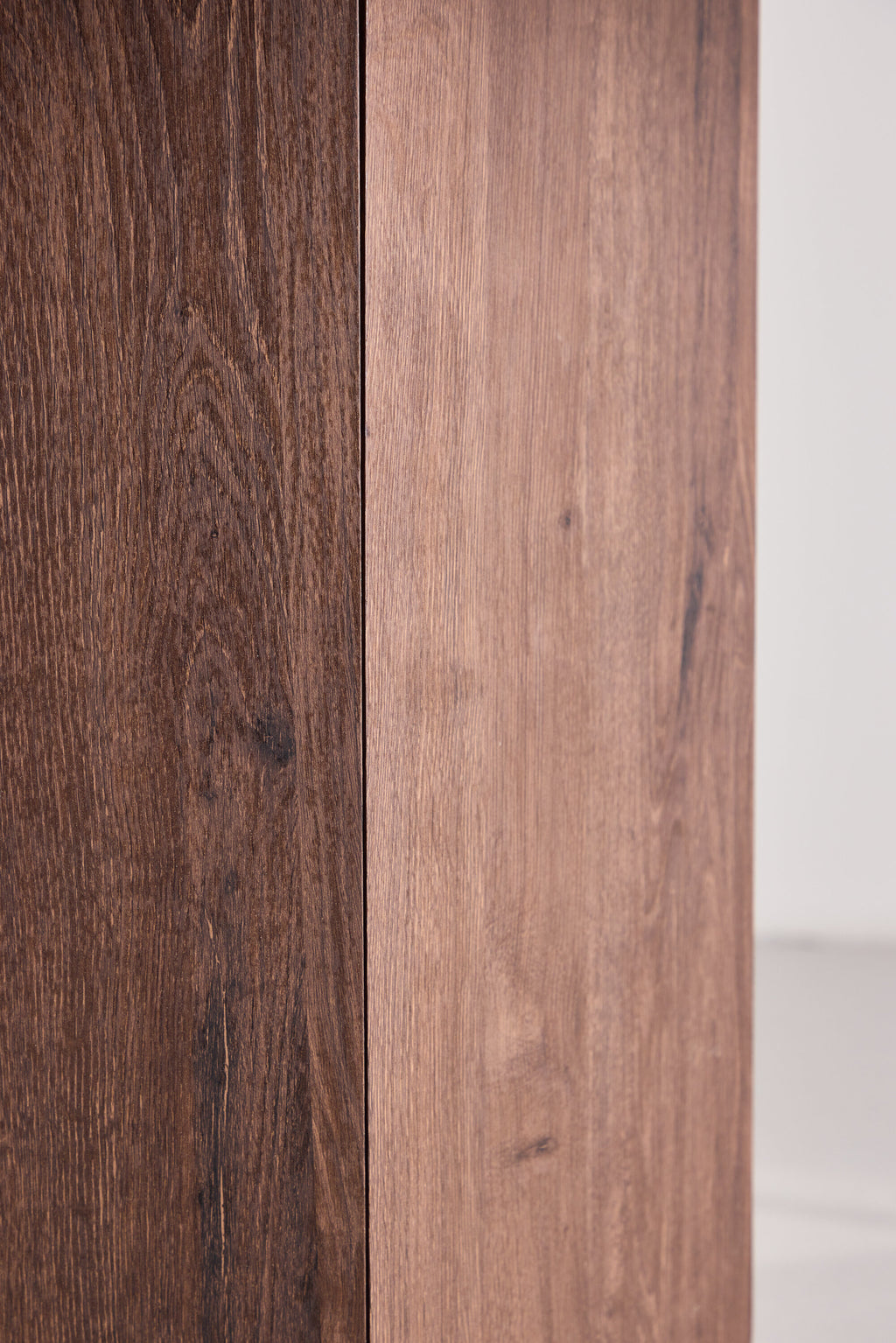 63362-444_9_m Tekla Round Dining Table Runder Esstisch