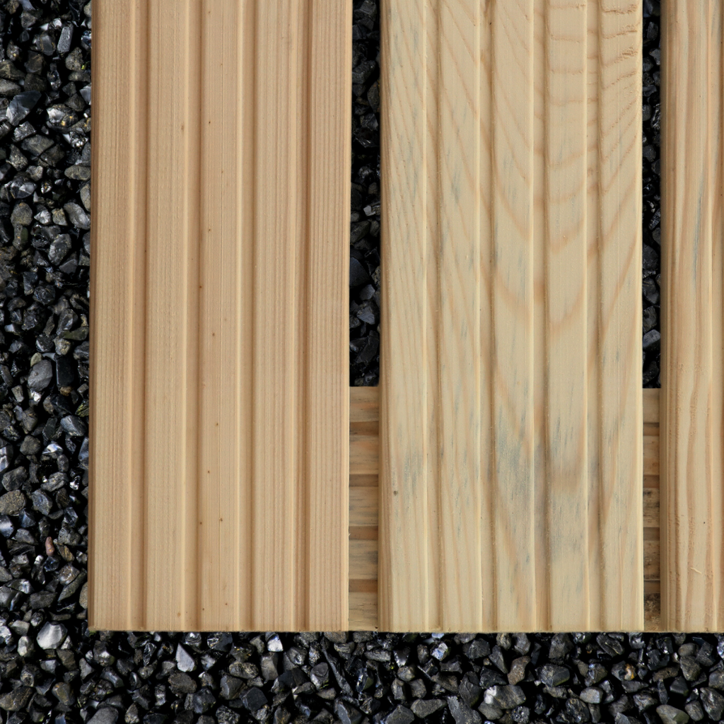 Holzfliese aus Kiefernholz47.5 x 47.5 cm