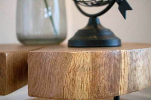 Couchtisch Eiche massiv aus einer Baumscheibe