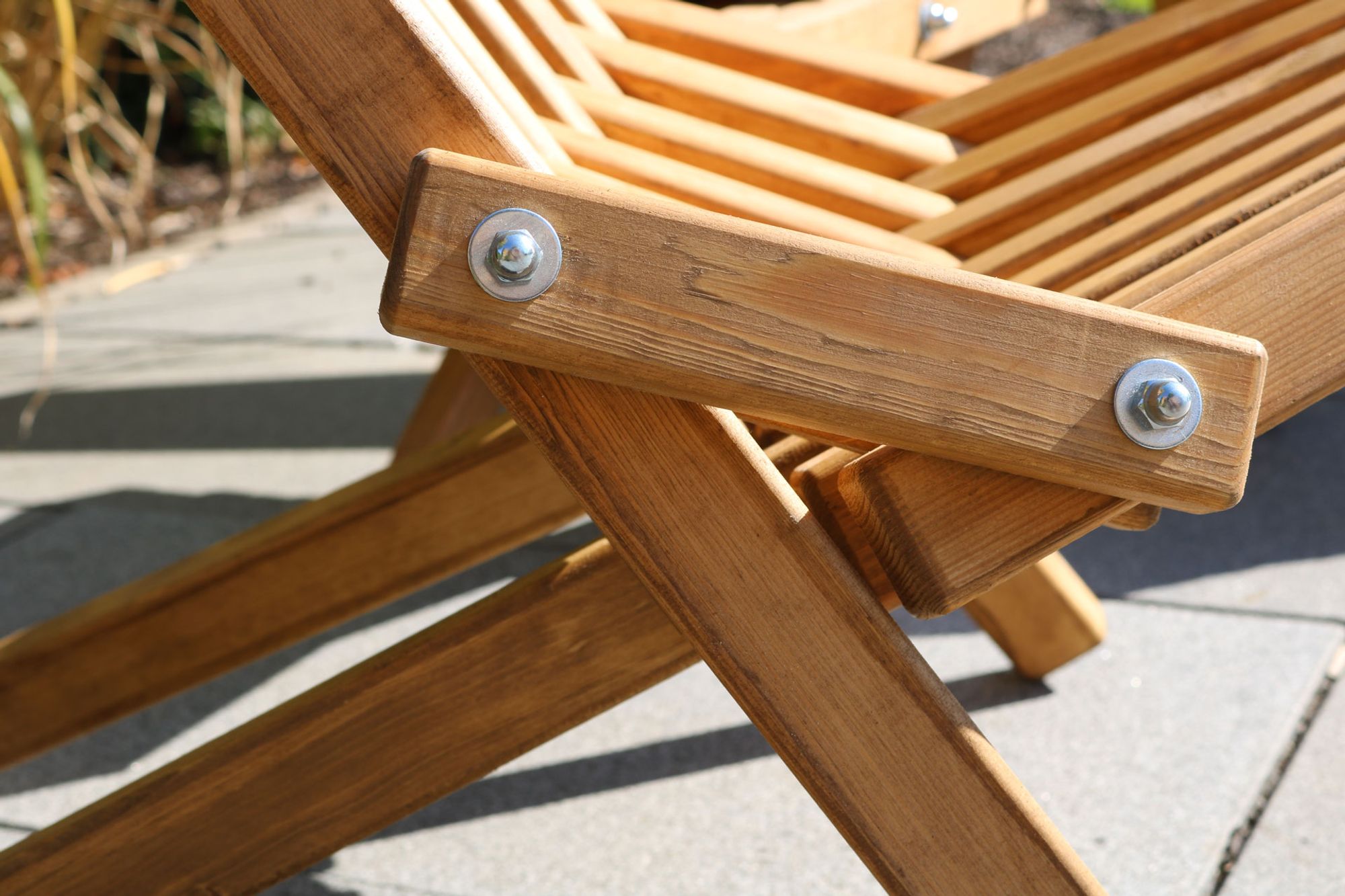 Skandinavischer Liegestuhl aus Kiefer