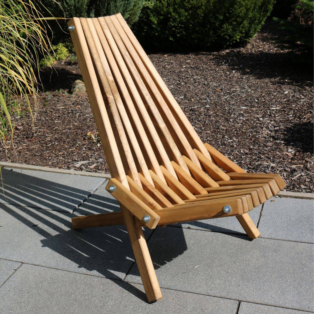 Skandinavische Gartenmöbel aus KieferSet 2x Liegestuhl 1x Tisch