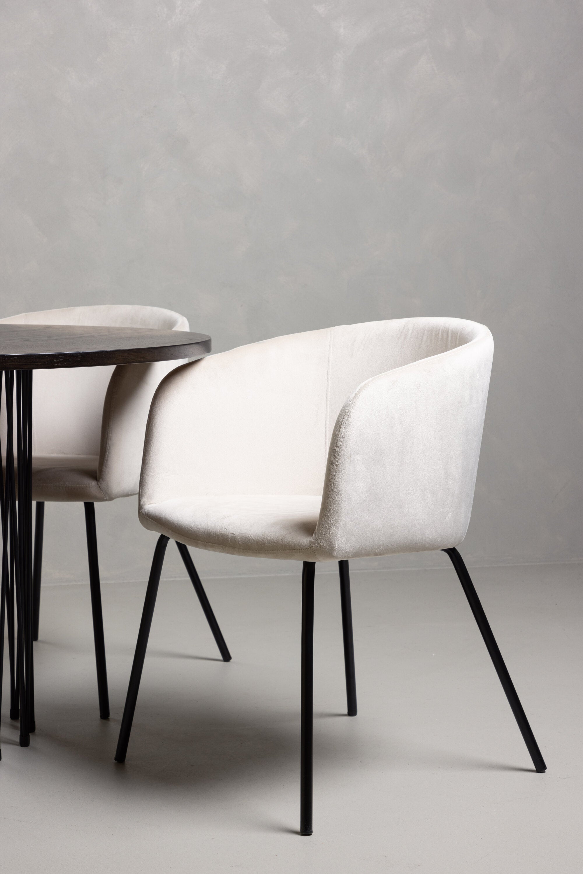 gr22838_7_m Esstisch Set Stone Mit Den Stühlen Berit Rundes Essgruppen Set