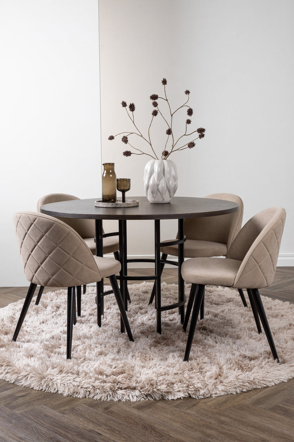 gr22845_1_m Copenhagen Round Dining Set Rundes Essgruppen Set