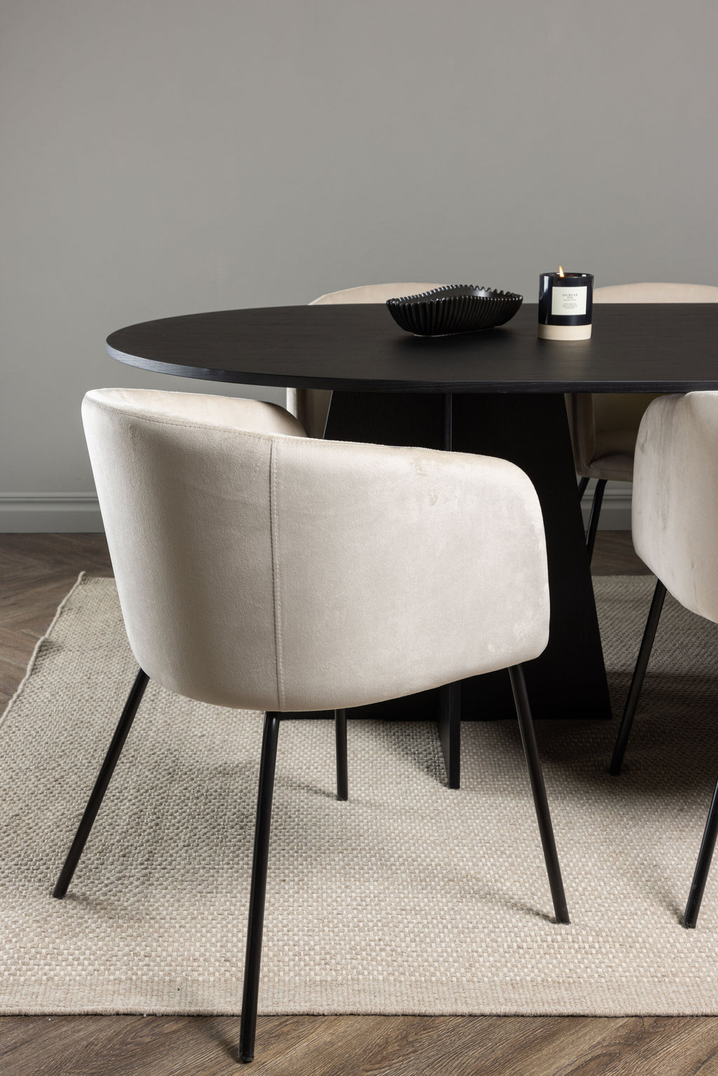 gr22856_7_m_c568bc78-b72c-477d-af4f-9456fd56e408 Dining Set Bootcut Mit Den Stühlen Berit Rechteckiges Essgruppen Set