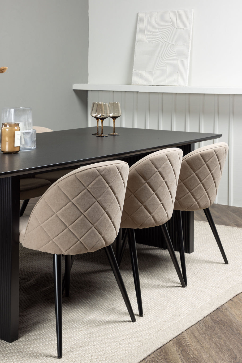 gr22906_3_m_41833ed8-b490-4363-b3c1-371d82b83504 Esszimmer Set Vail Mit Den Stühlen Velvet Rechteckiges Essgruppen Set