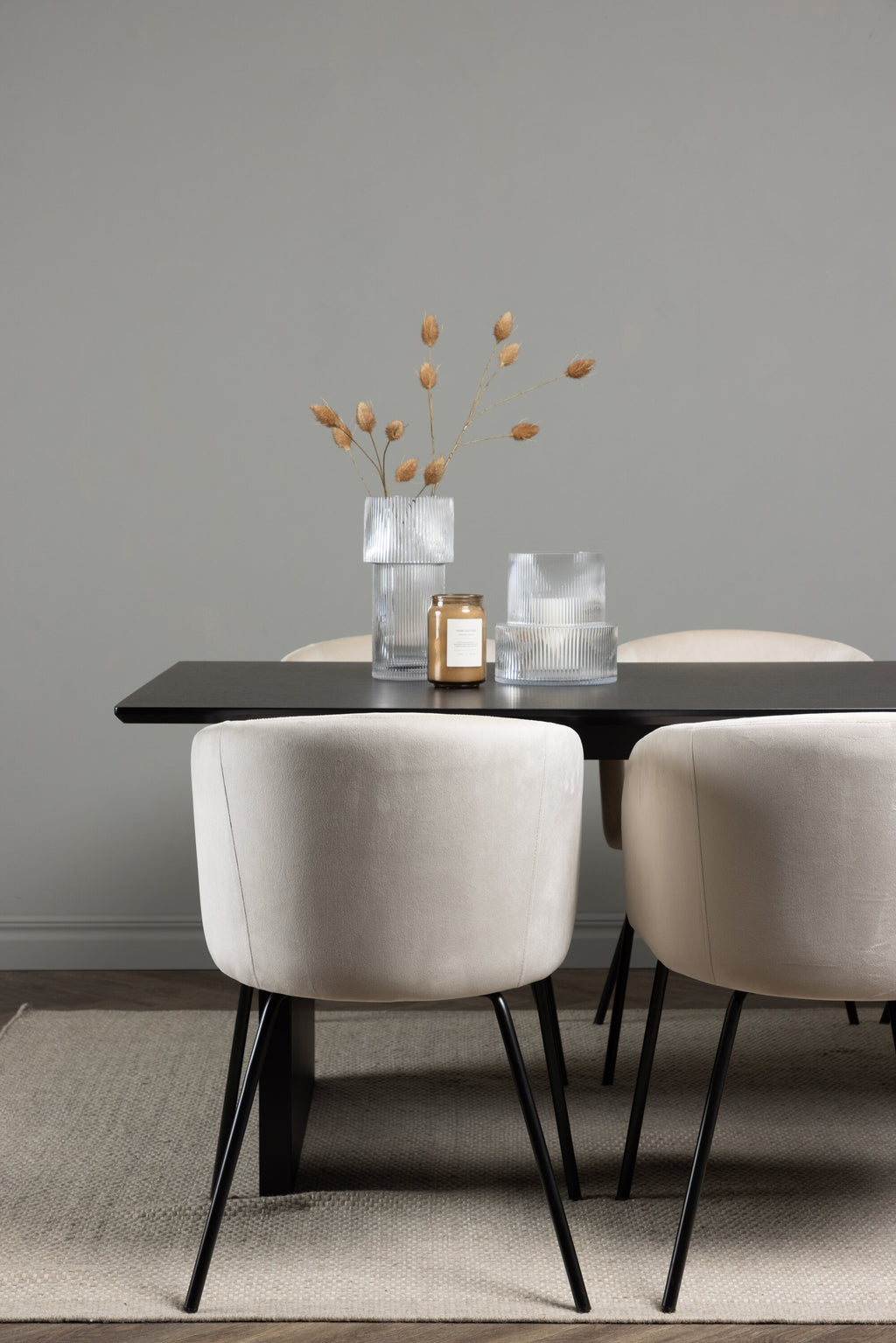 gr22908_3_m_81b061b7-4da1-41fc-af0b-8df489b3d2ef Essensset Vail Mit Den Stühlen Berit Rechteckiges Essgruppen Set