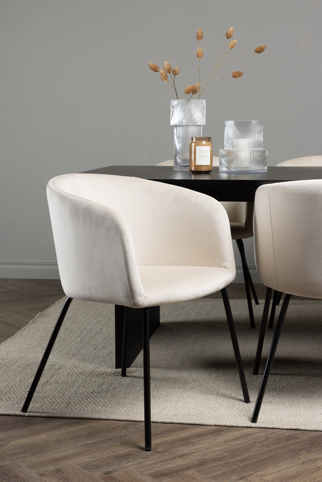 gr22908_7_m Dining Set Vail Mit Den Stühlen Berit Rechteckiges Essgruppen Set