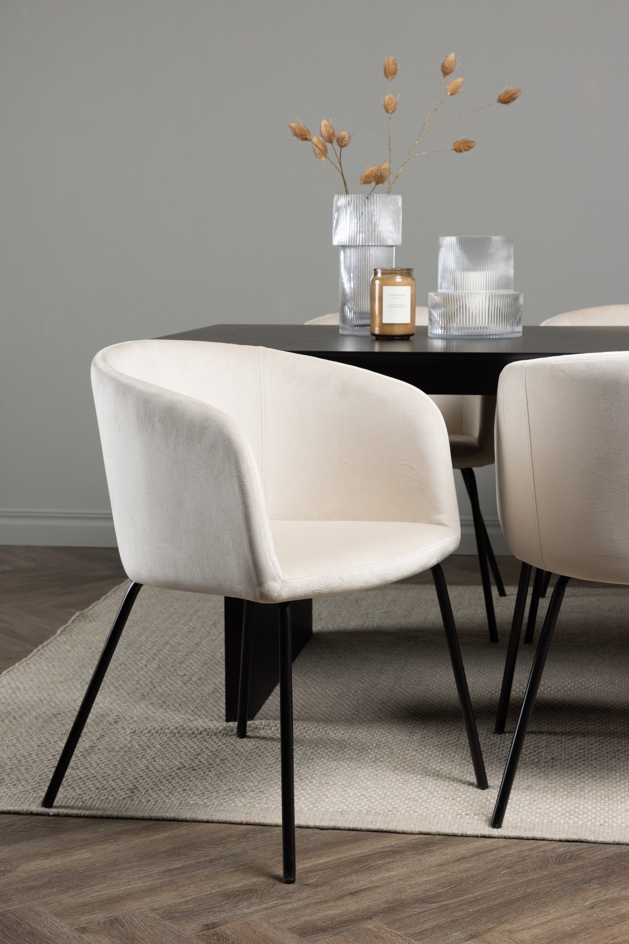 gr22908_7_m Dining Set Vail Mit Den Stühlen Berit Rechteckiges Essgruppen Set