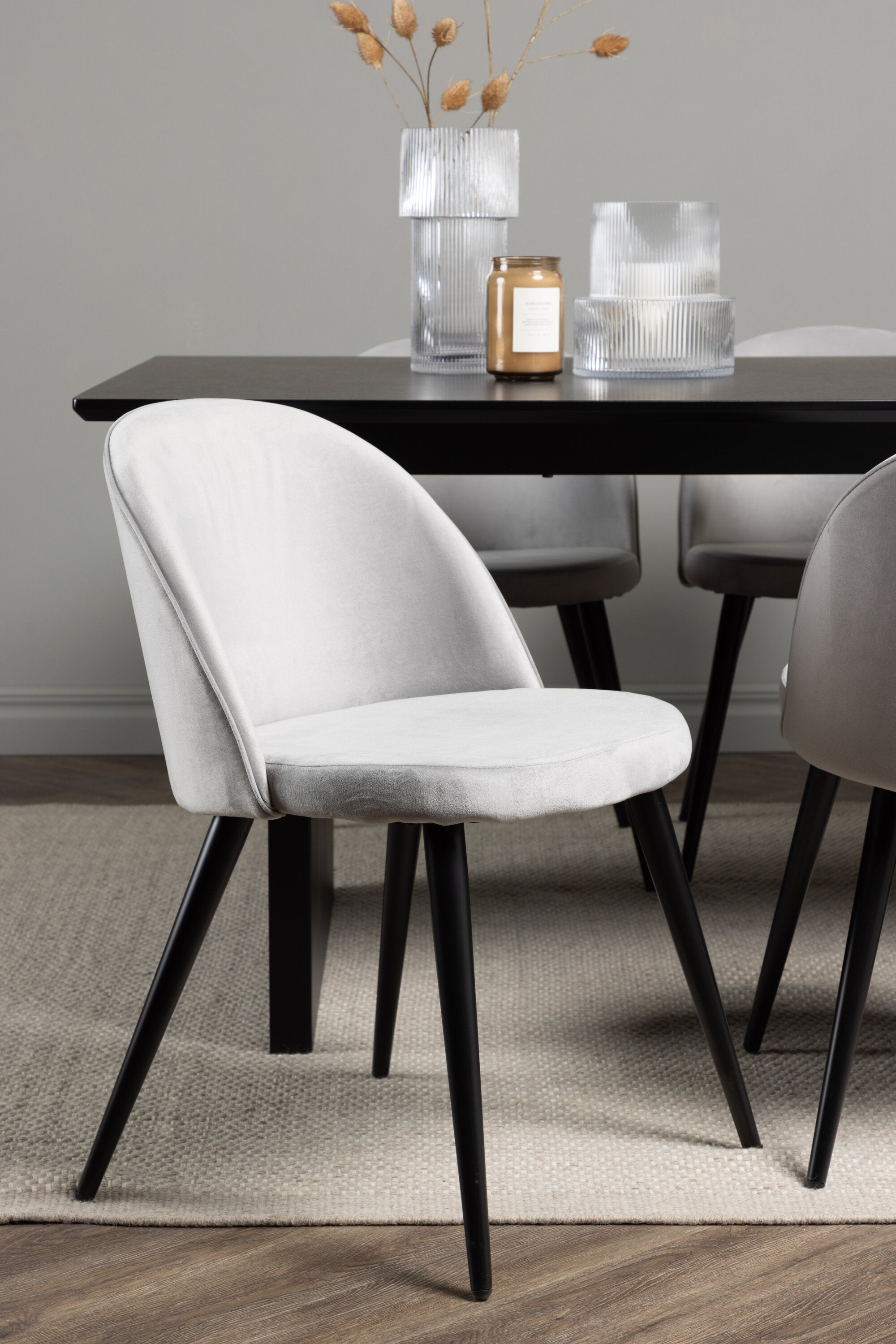 gr22912_7_m Essgarnitur Vail Mit Den Stühlen Velvet Rechteckiges Essgruppen Set