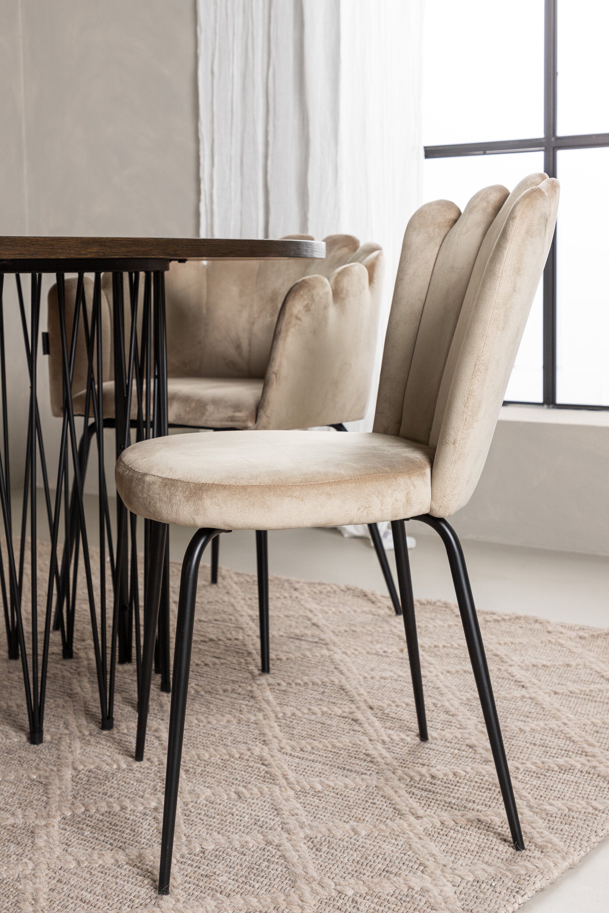 gr22956_5_m Stone Oval Dining Set Ovales Essgruppen Set