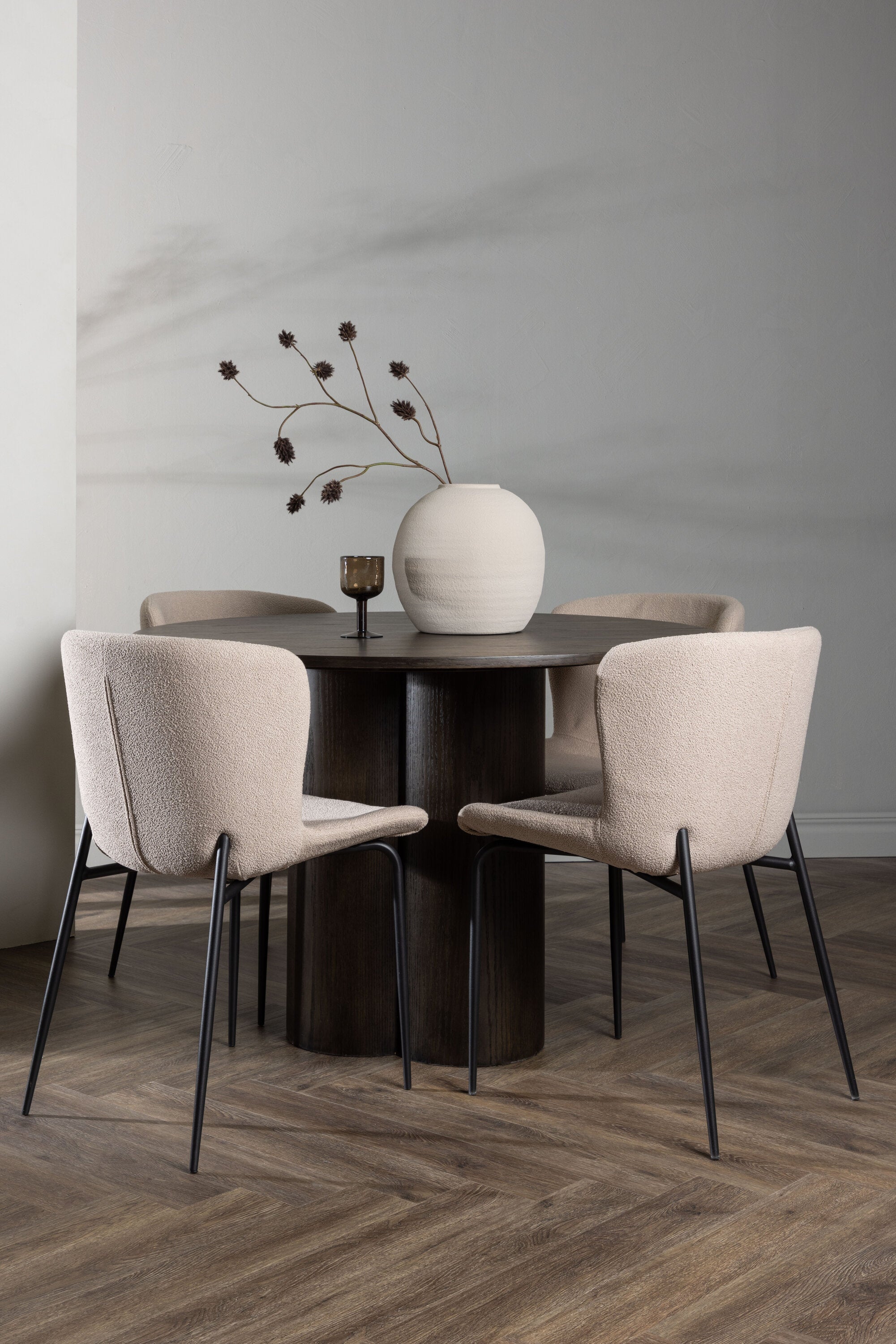 gr23085_1_m Olivia Rund Matgrupp Rundes Essgruppen Set