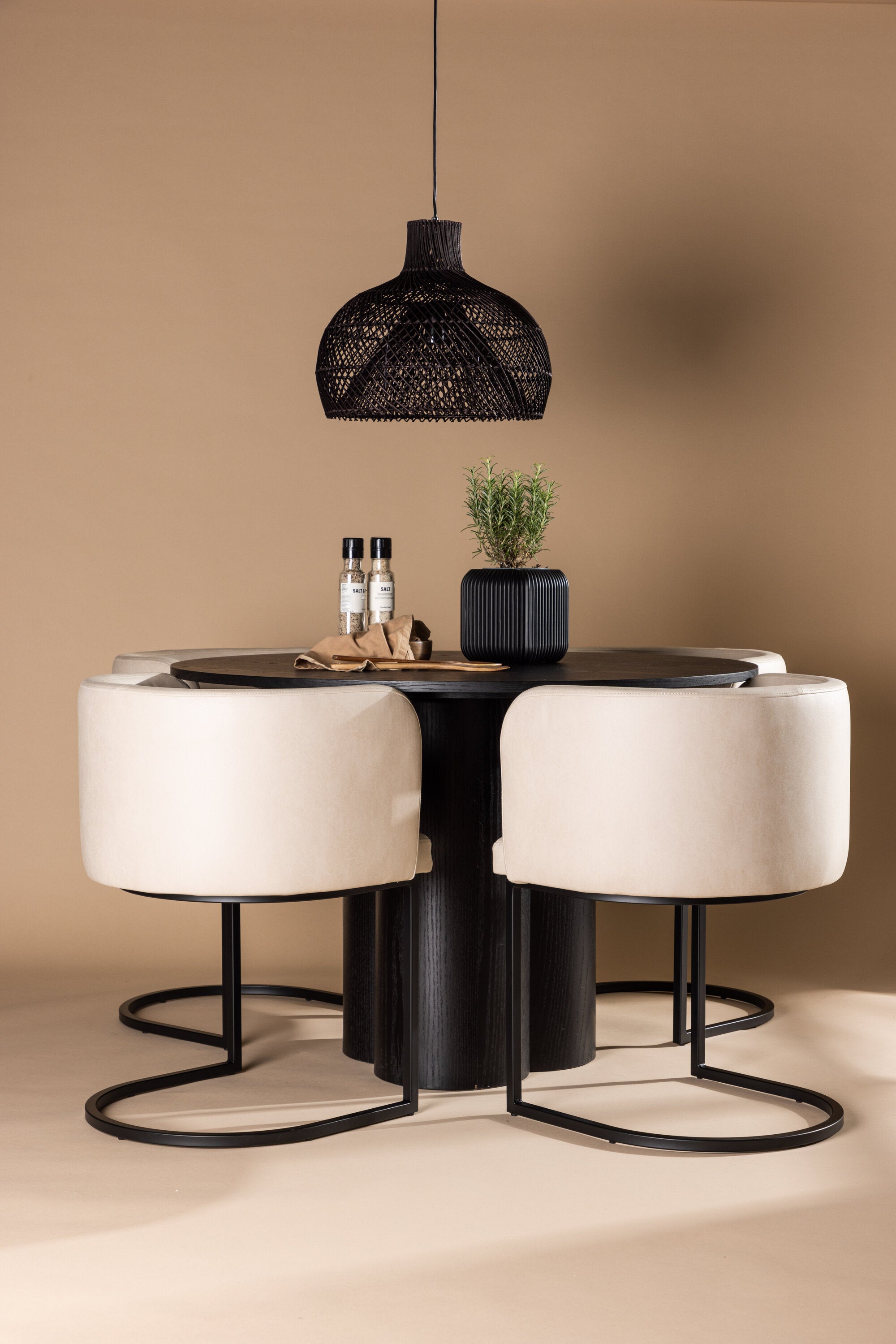 gr23108_1_m Olivia Rund Matgrupp Rundes Essgruppen Set