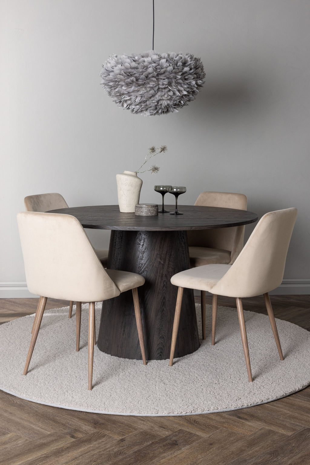 gr23480_1_m Esszimmer Set Lanzo Mit Den Stühlen Night Rundes Essgruppen Set