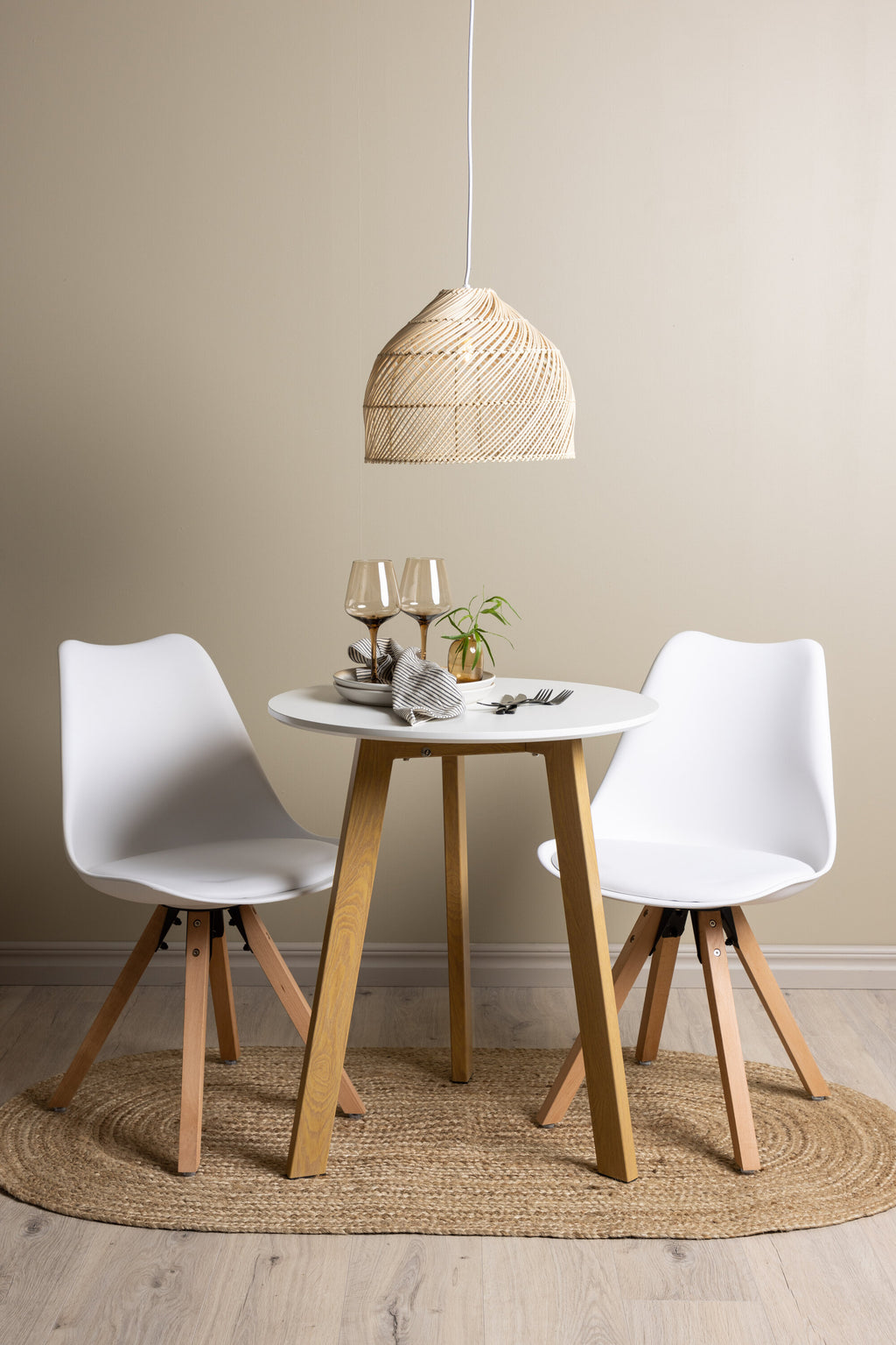 gr23502_1_m Esszimmer Set Leonora Mit Den Stühlen Zeno Rundes Essgruppen Set