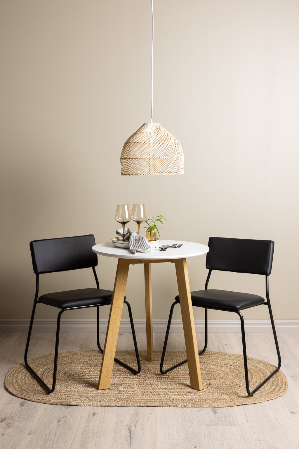 gr23506_1_m Esszimmer Set Leonora Mit Den Stühlen Kenth Rundes Essgruppen Set