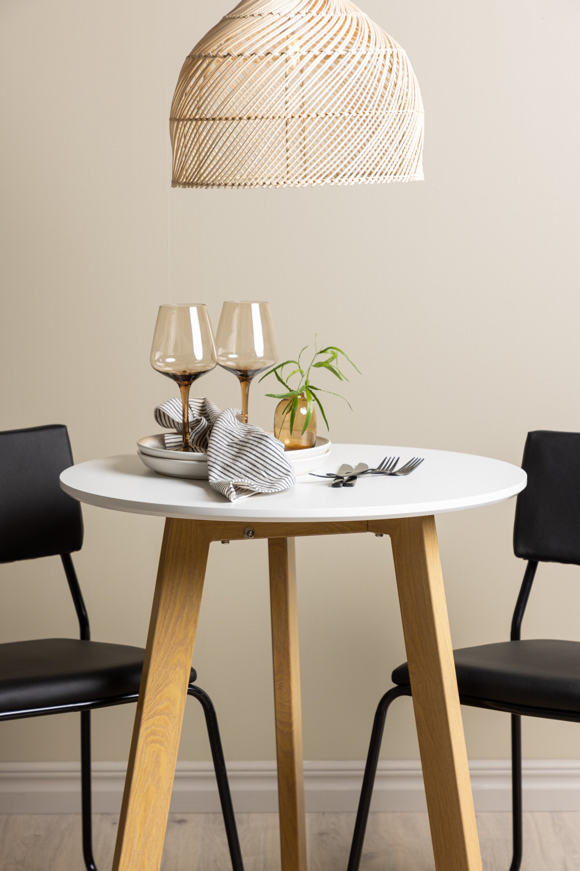 gr23506_5_m Esszimmer Set Leonora Mit Den Stühlen Kenth Rundes Essgruppen Set