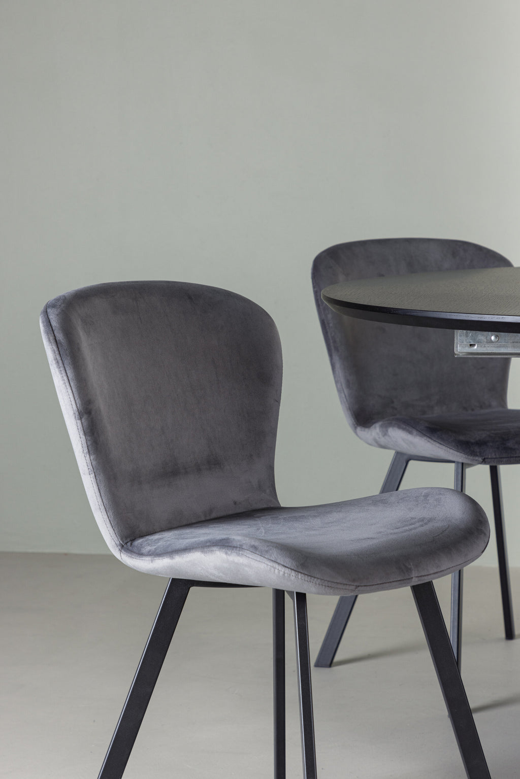 gr23542_3_m Dining Set Matilda Mit Den Stühlen Lilja Rundes Essgruppen Set