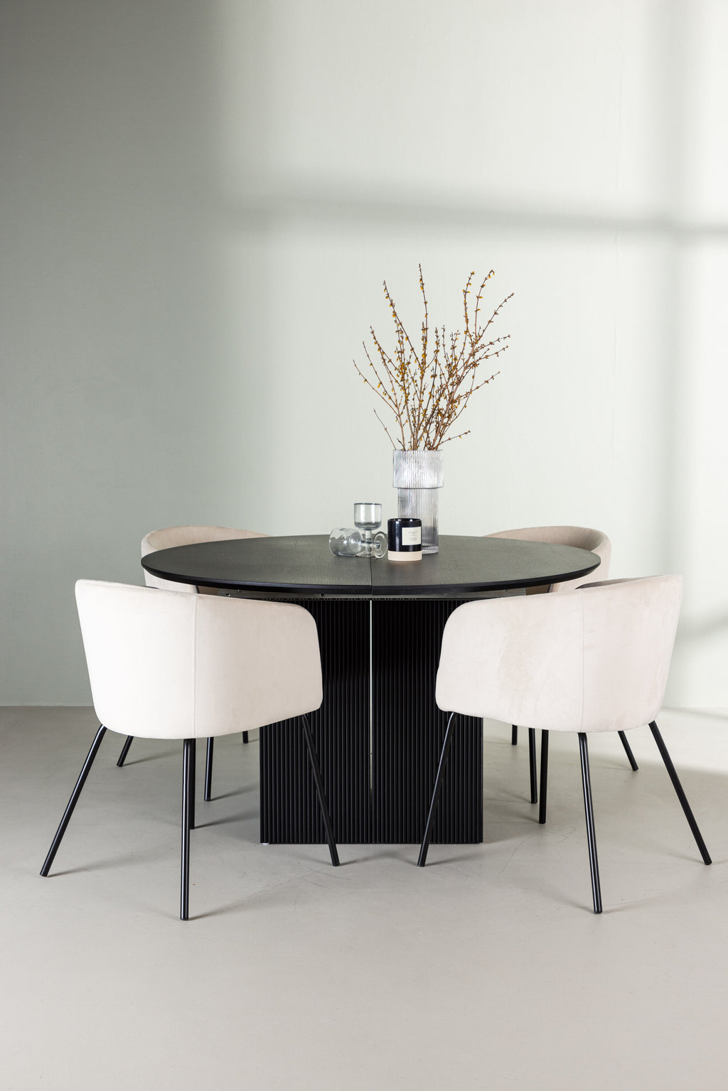 gr23551_1_m Dining Set Matilda Mit Den Stühlen Berit Rundes Essgruppen Set