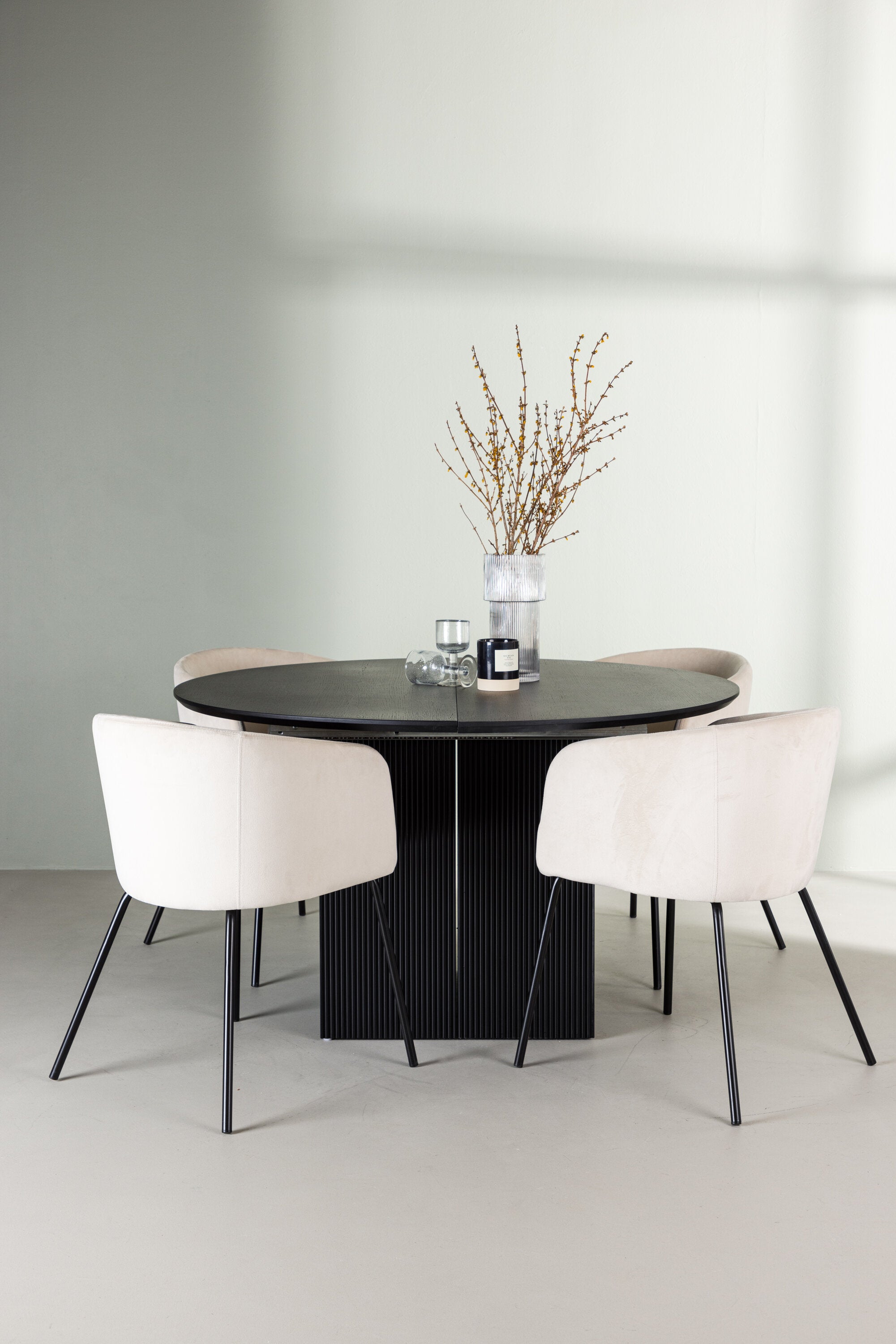 gr23551_1_m Dining Set Matilda Mit Den Stühlen Berit Rundes Essgruppen Set