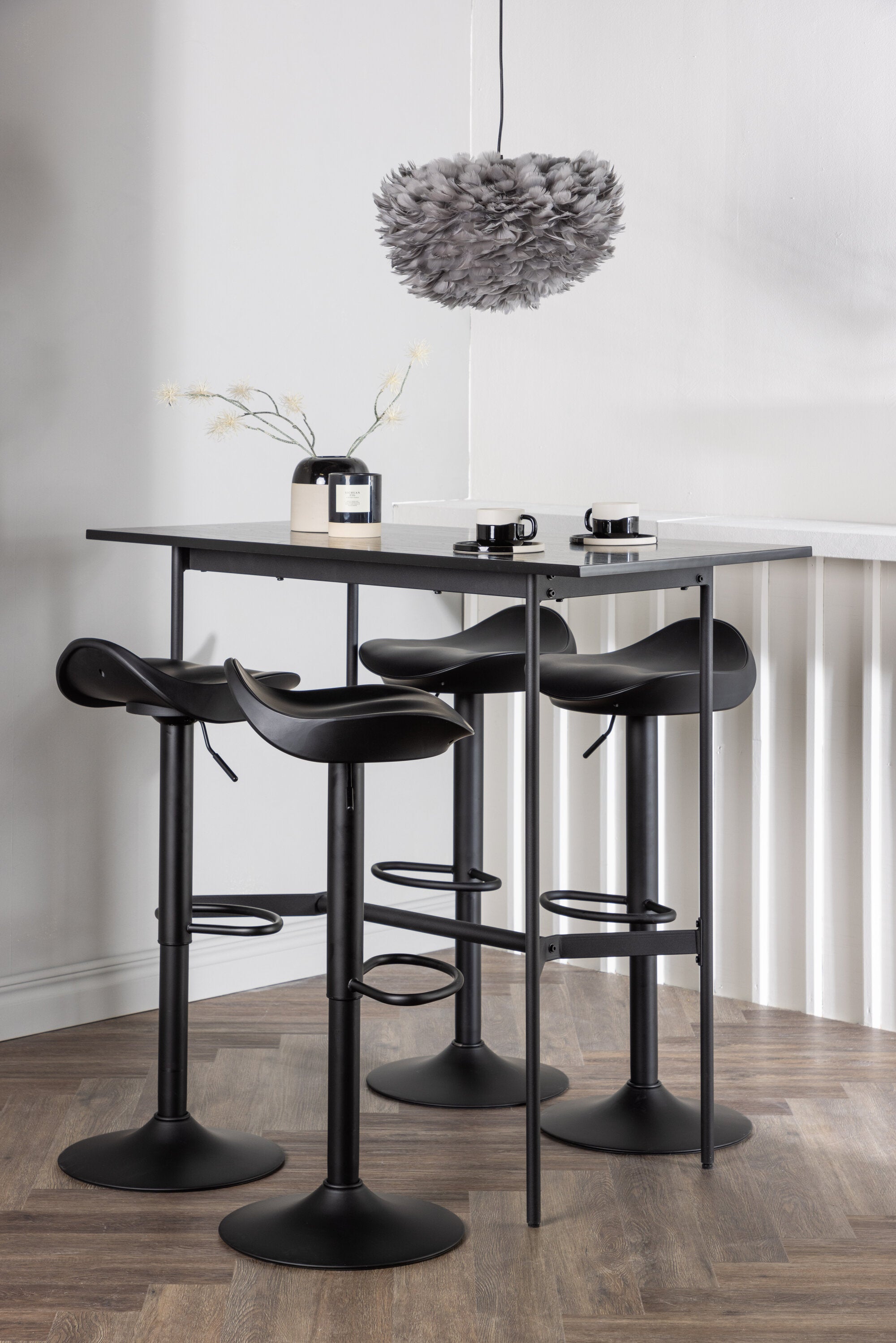 Bar-Set Rax mit den Stühlen Adesto