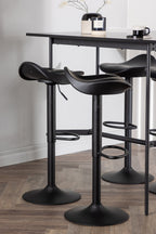 Bar-Set Rax mit den Stühlen Adesto