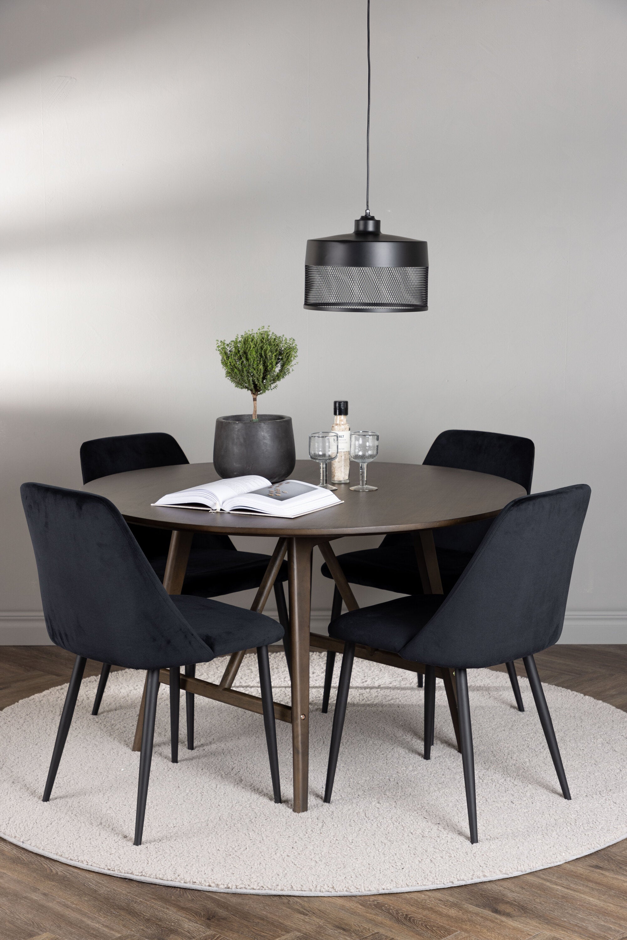 gr23850_1_m Esszimmer Set Kaseindon Mit Den Stühlen Night Rundes Essgruppen Set