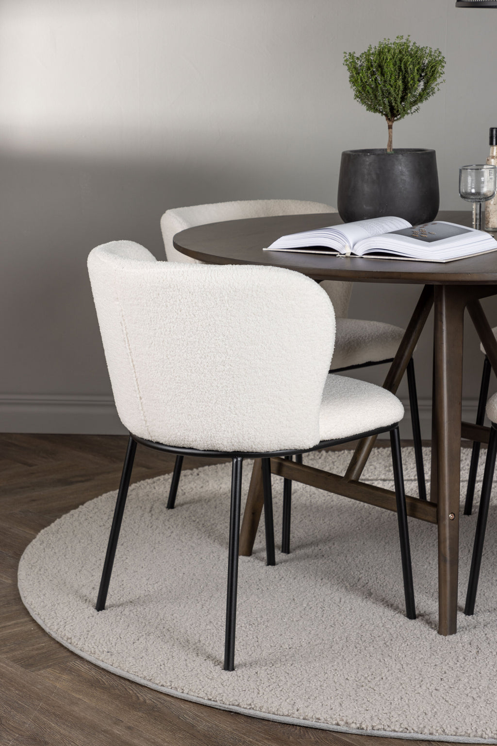 gr23853_3_m Essgarnitur Kaseindon Mit Den Stühlen Edina Rundes Essgruppen Set