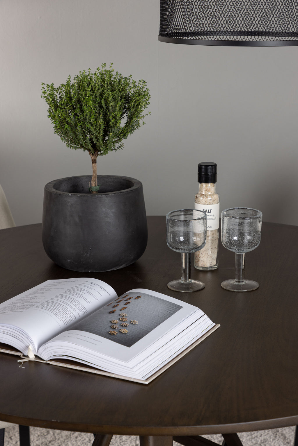 gr23855_5_m Essgarnitur Kaseindon Mit Den Stühlen Rosie Rundes Essgruppen Set