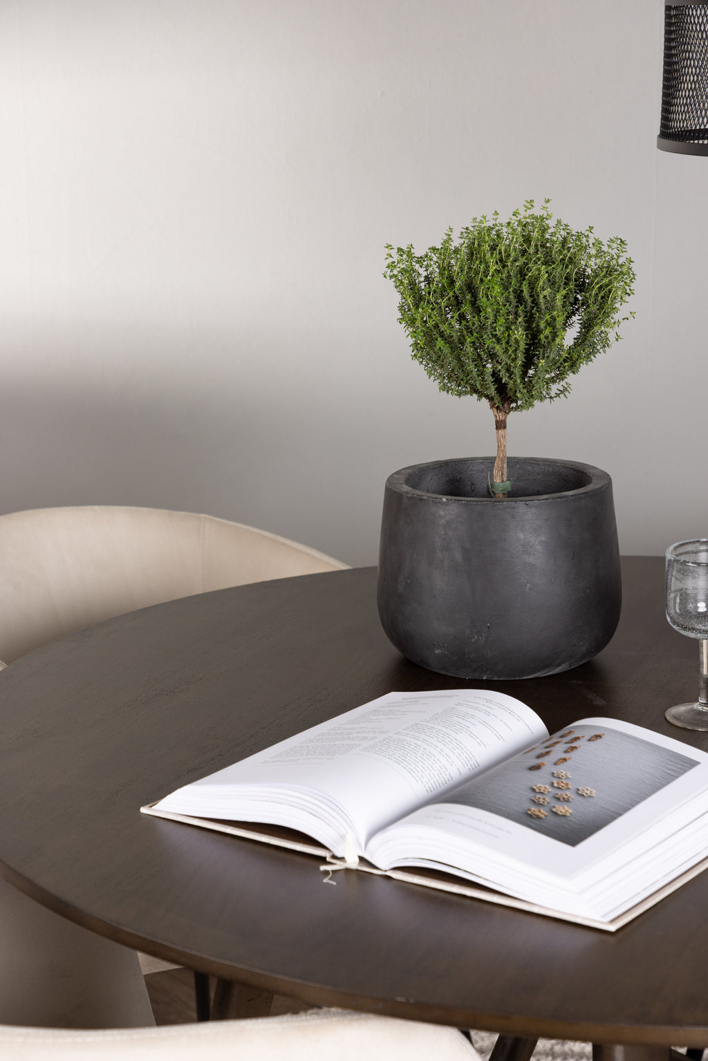 gr23857_5_m Essgarnitur Kaseindon Mit Den Berit Stühlen Rundes Essgruppen Set