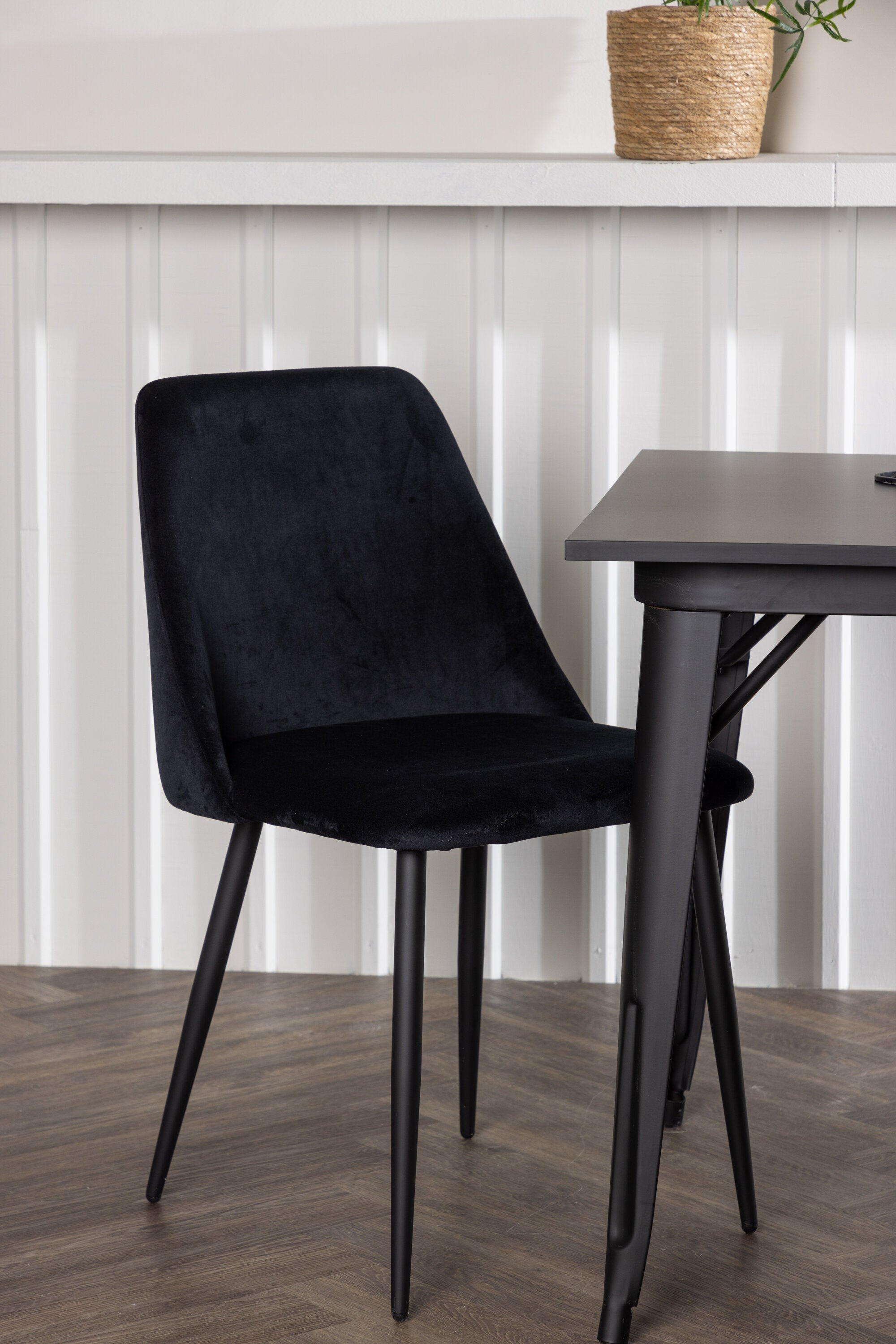 gr23903_3_m_27f3b110-a01c-49f8-8c9c-d591a3ce4401 Essgarnitur Tempe Mit Night Stühlen Rechteckiges Essgruppen Set