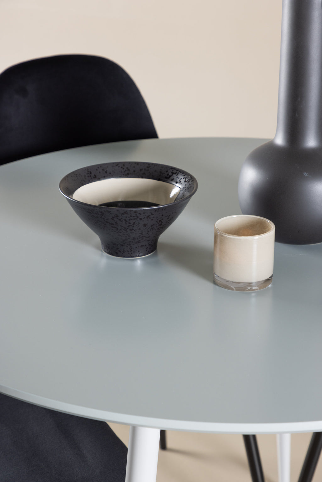 gr24374_5_m_9ca6c48f-0e1a-4f91-b600-e9610798dc71 Plaza Esstisch Mit Polar Essstuhl Rundes Essgruppen Set