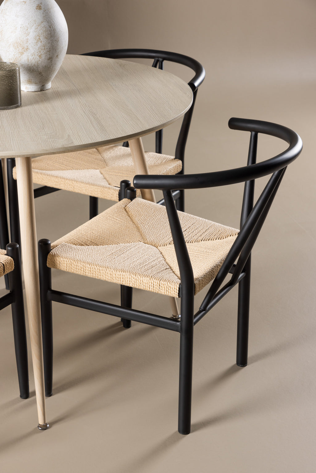 gr24474_3_m_6d0ec524-70ff-406e-bda4-659d8712b4eb Plaza Esstisch Mit Alfons Essstuhl Rundes Essgruppen Set