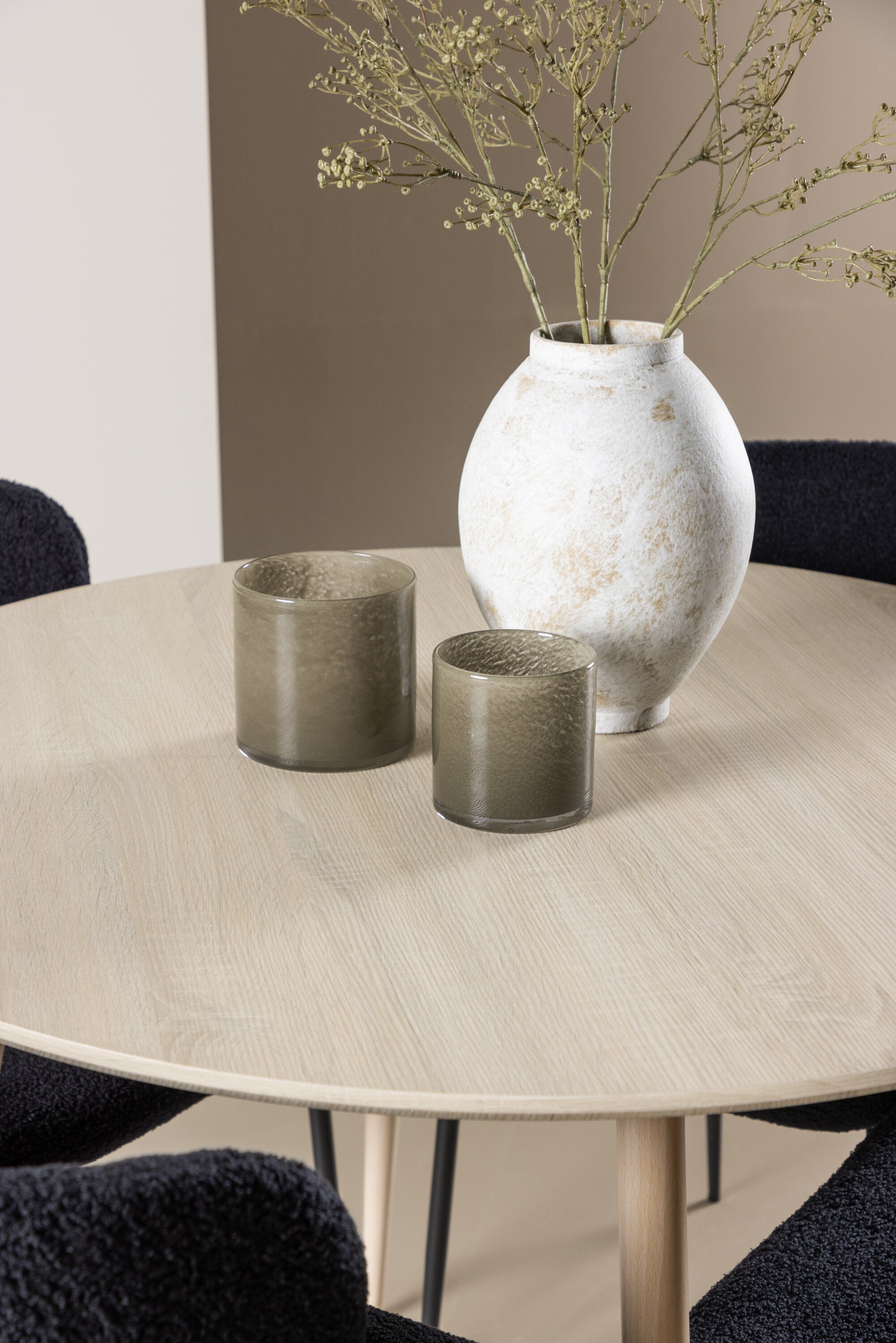 gr24476_5_m_e34863c7-1dfb-4bf8-8e37-b1753753ea49 Plaza Esstisch Mit Modesto Essstühlen Rundes Essgruppen Set