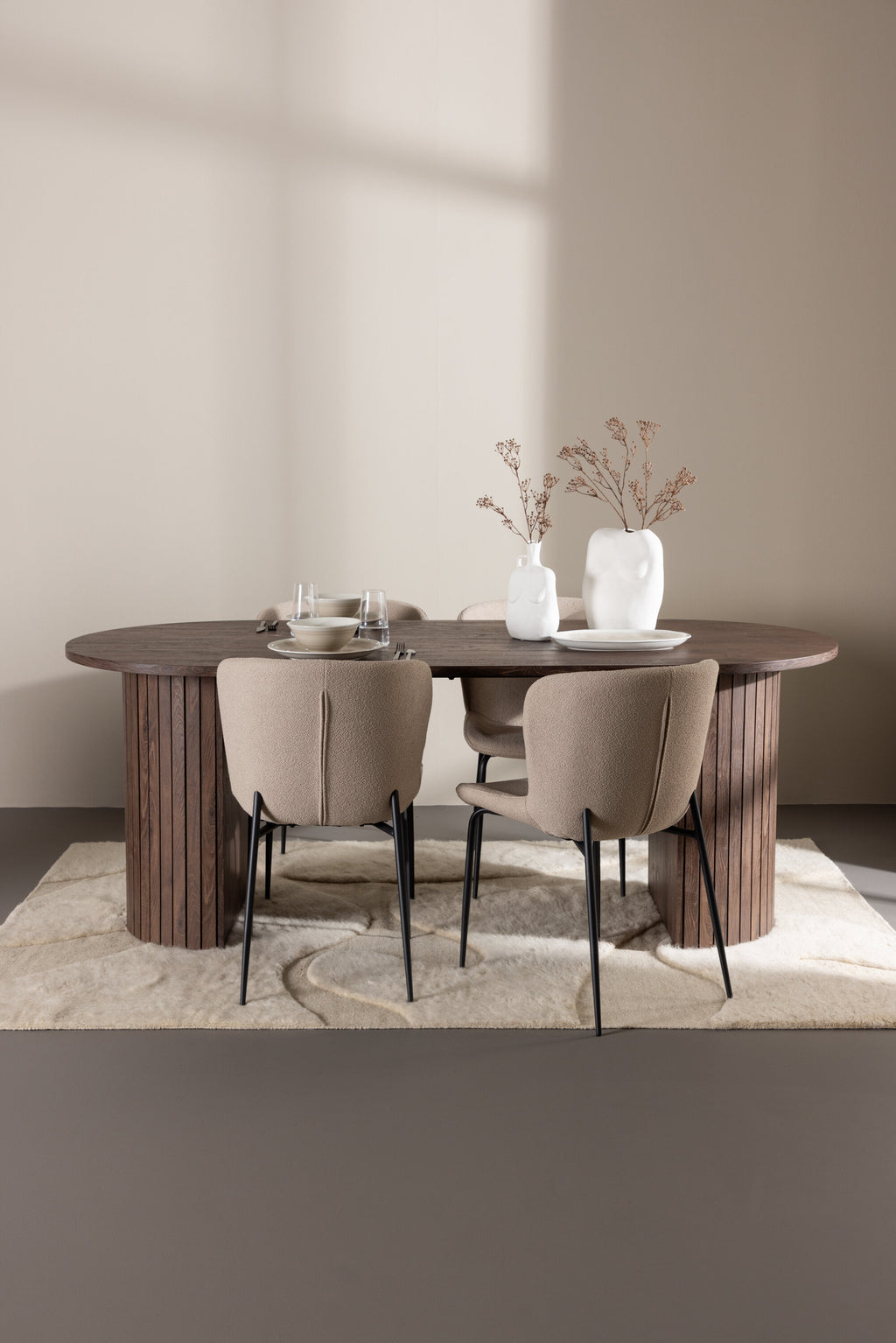 gr24510_1_m_9b5e2f5b-5568-4c8d-a2ba-45116721fba7 Härön Dining Table With Modesto Dining Chair Ovales Essgruppen Set
