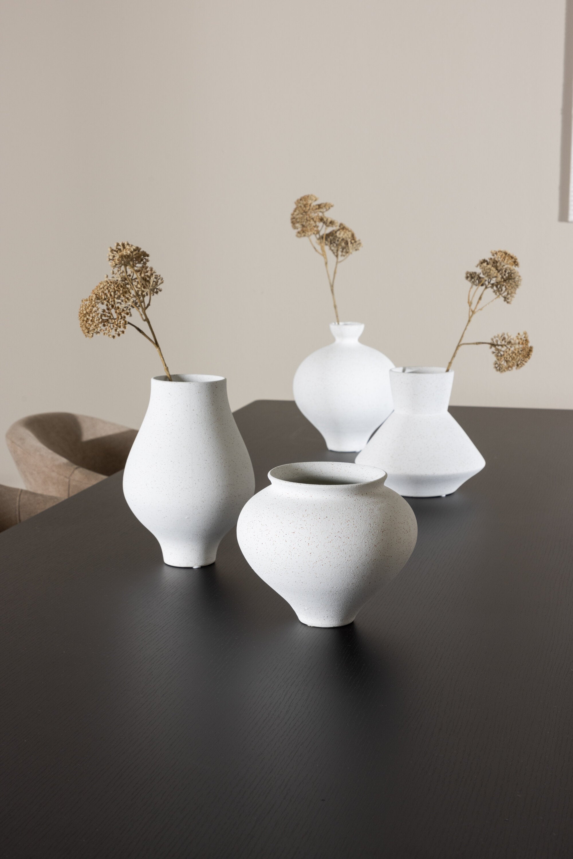 gr24606_5_m_cb7eb38c-05a7-454f-851e-51eef783f384 Ellis Esstisch Mit Evelina Essstuhl Rechteckiges Essgruppen Set