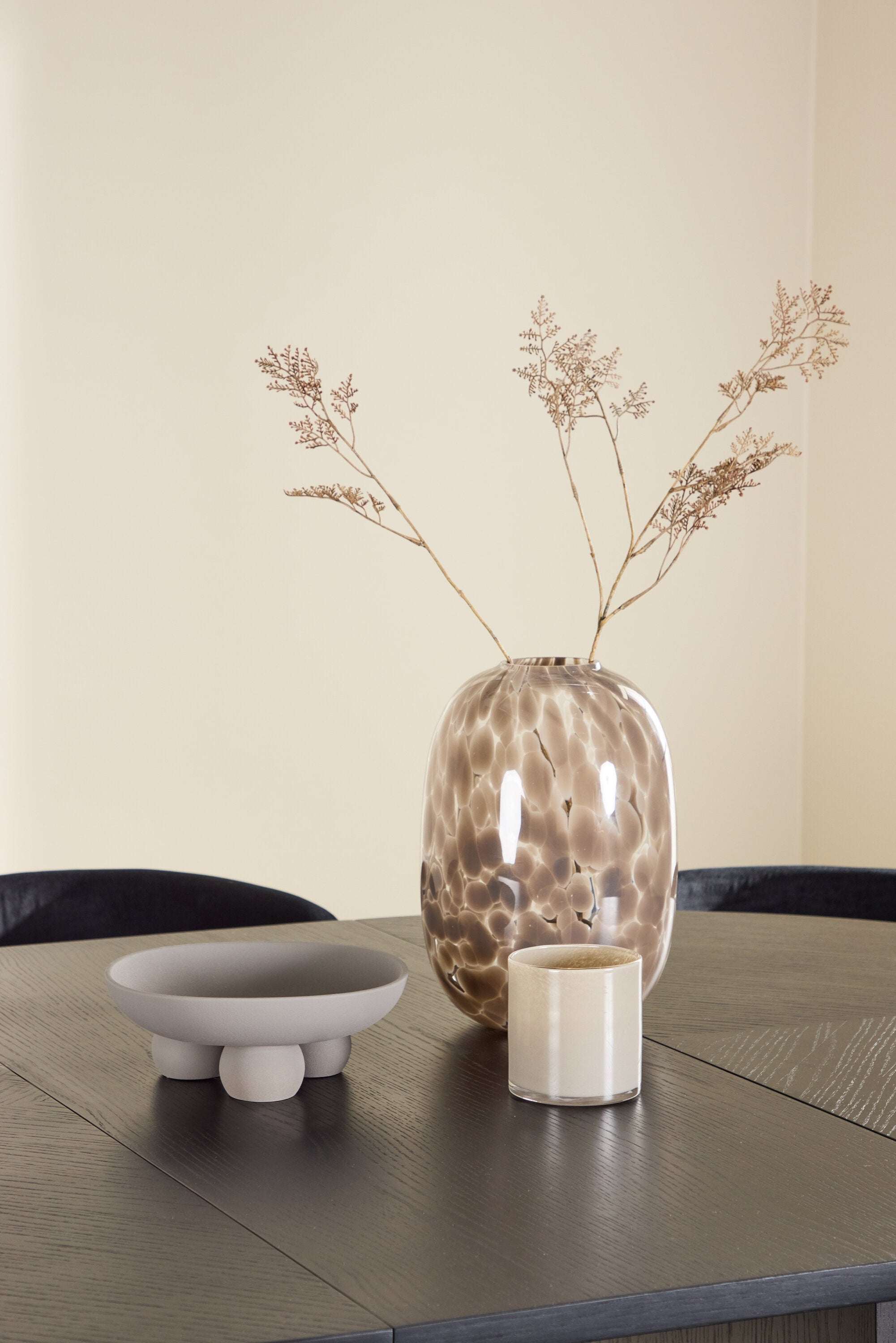 gr24726_7_m_7fd19ff8-97c4-435a-8975-5b41e1ac5f38 Esstisch Strada Mit Edina Stühlen Ovales Essgruppen Set