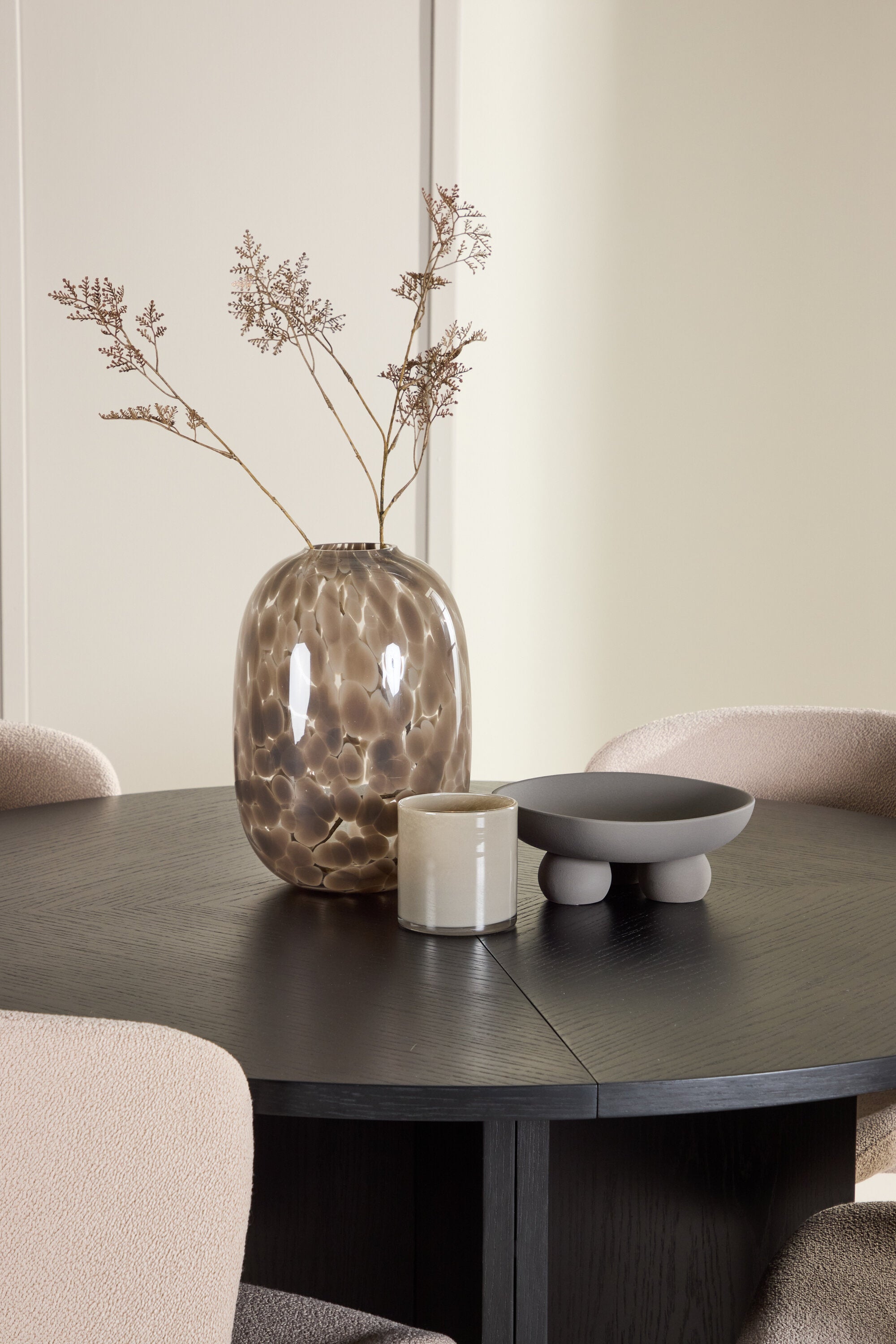 gr24733_5_m_c5c63567-d31b-4a38-ba06-f1bd386f9ebf Esstisch Strada Mit Astoria Stuhl Ovales Essgruppen Set