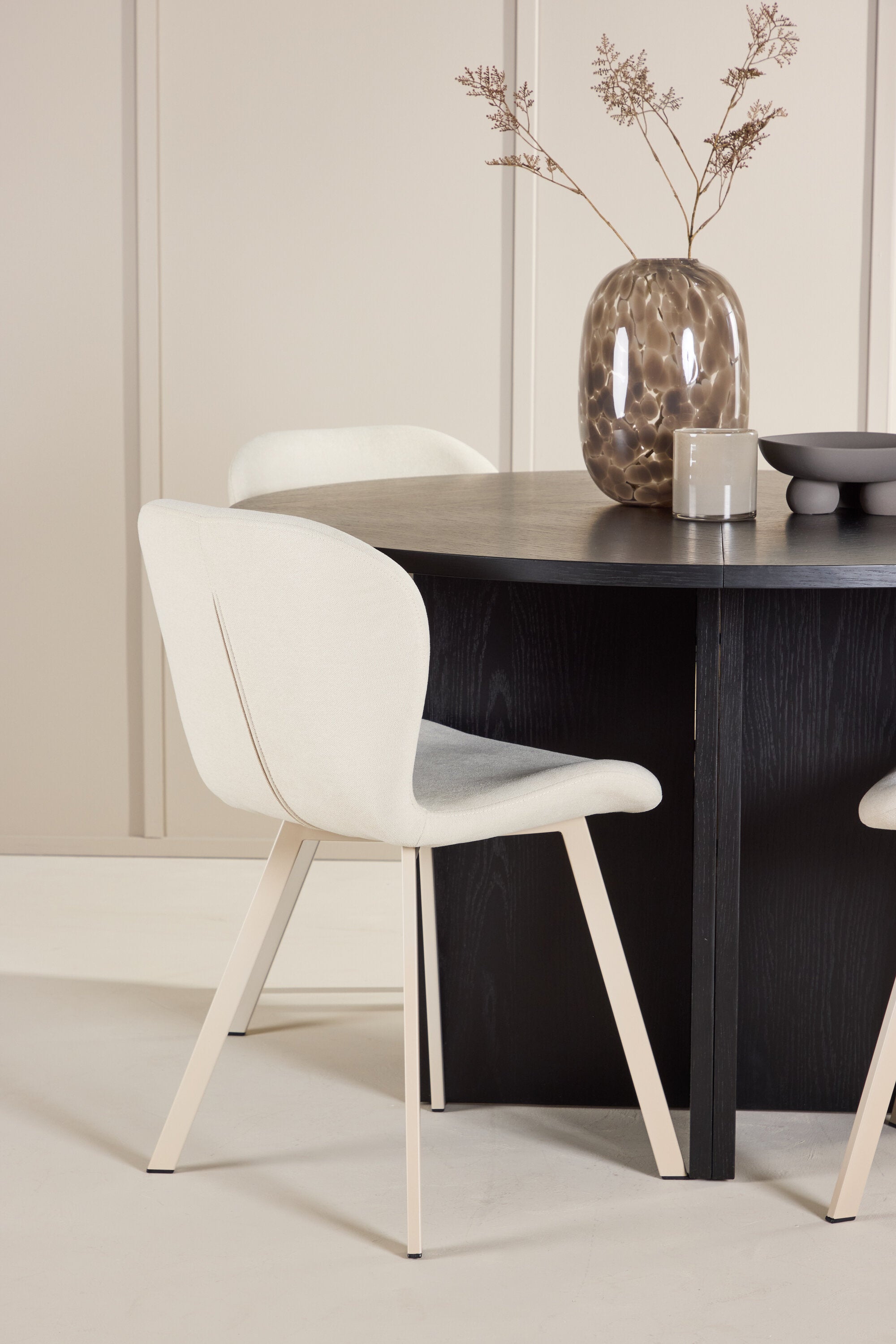 gr24735_3_m Esstisch Strada Mit Lilja Stuhl Ovales Essgruppen Set