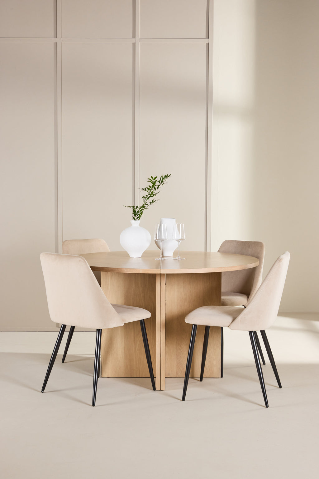 gr24741_1_m_cef3bd0a-727b-4126-b28a-a4bcdffc3929 Esstisch Strada Mit Night Stuhl Ovales Essgruppen Set