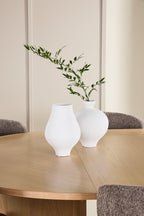 gr24744_5_m_8de8fa10-261e-441d-b5e0-d52e9c16e466 Esstisch Strada Mit Astoria Stuhl Ovales Essgruppen Set